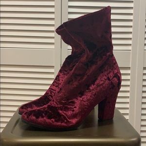 Bordo Tashkent Too Sock Booties